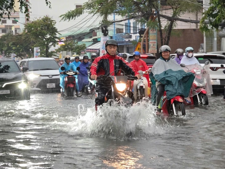Cần Thơ: Đề nghị ứng phó ngập trong những ngày thi THPT