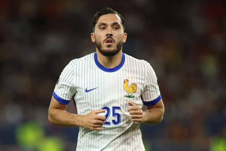 Thị trường chuyển nhượng vừa mở cửa 10 ngày, Man City đã chi 145 triệu USD