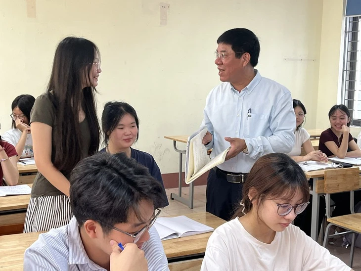 Bộ GD-ĐT lưu ý tập huấn kỹ cho buổi thi tự chọn của kỳ thi tốt nghiệp THPT