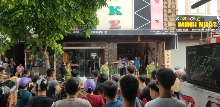 Cháy quán karaoke, một khách hàng ngủ quên tử vong