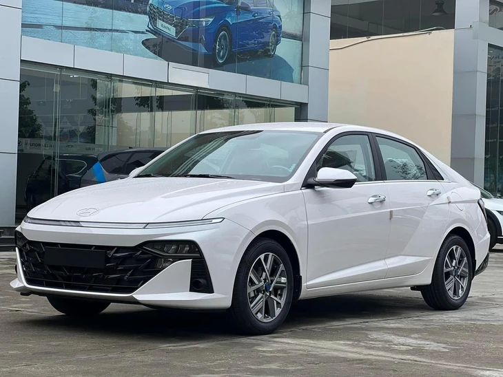 Hyundai và Toyota lại so găng nhau trong cuộc đua doanh số