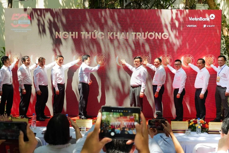 Khai trương trung tâm báo chí lễ kỷ niệm 50 năm giải phóng miền Nam, thống nhất đất nước