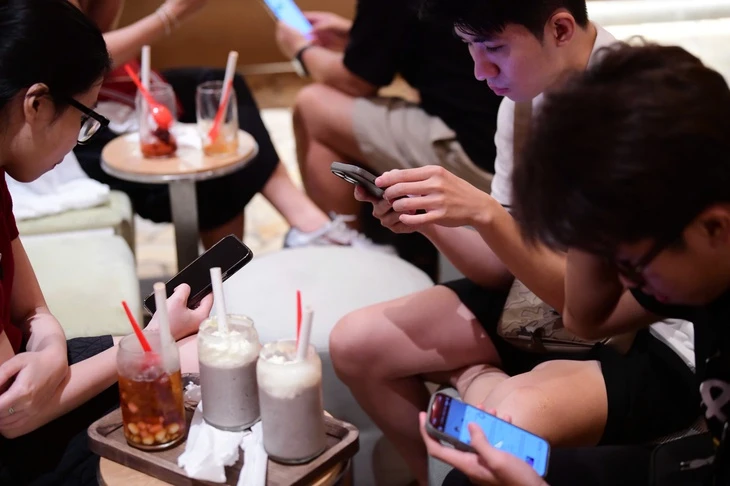 Với 1,29 tỉ lượt tải, người dùng Việt chơi game di động nhiều và lâu hàng đầu khu vực