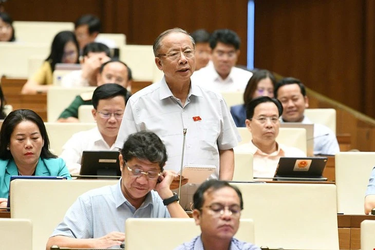 Giảm thuế VAT: Đại biểu nói 'lúc thu rất dễ, lúc hoàn rất khó', đề nghị quy trách nhiệm