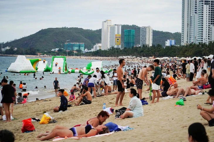 Nha Trang tổ chức ngày hội toàn dân tắm biển dịp Tết Đoan ngọ