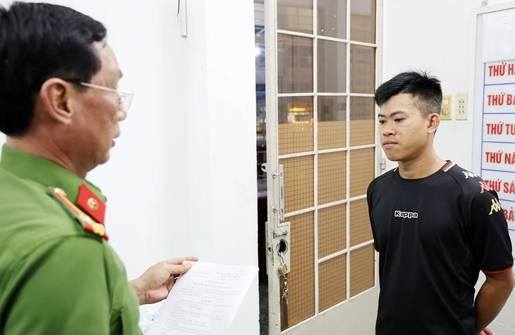 Ép người vay phải chụp ảnh khỏa thân, quan hệ tình dục