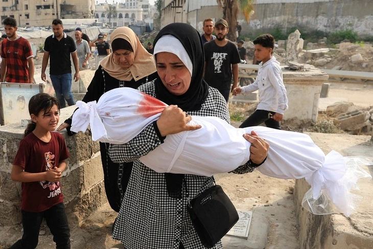 Israel tăng cường không kích thành phố Gaza, 123 người chết chỉ trong 24 giờ