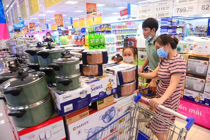 Hàng nhãn riêng: Từ ngại thử đến nghiện mua...