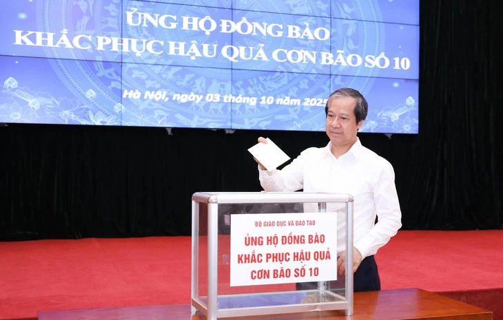 Bộ trưởng Nguyễn Kim Sơn: Hàng triệu học sinh vẫn chưa thể tới trường vì bão số 10