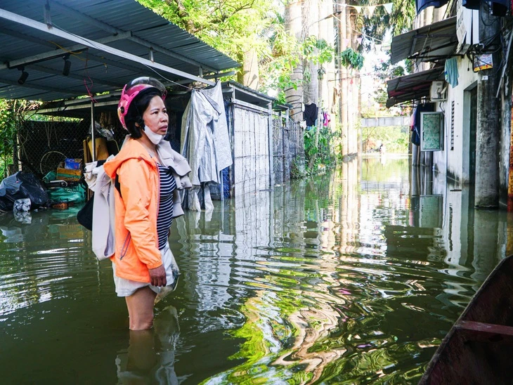 Bão lũ, ngập lụt nhiều nơi, cẩn trọng nhiễm khuẩn