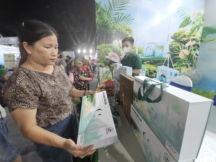 Nghe tên Yến Đảo Cần Giờ, khách liền tìm tới