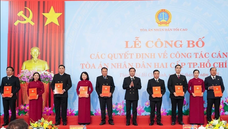TAND TP.HCM có chánh án và 9 phó chánh án