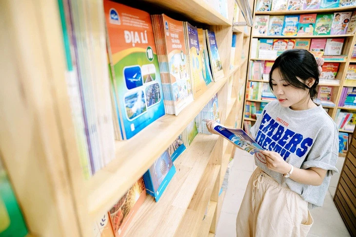 Sẽ chỉnh sửa sách giáo khoa 4 môn học sau sáp nhập tỉnh, thành