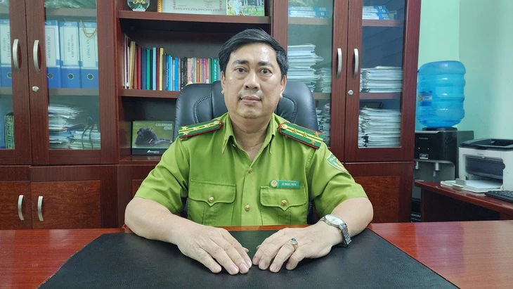 Mang chim trời đến quán cà phê phải có giấy tờ: Kiểm lâm nói gì?