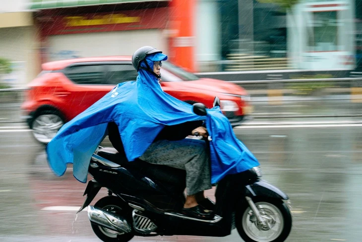 Thời tiết hôm nay 31-7: Bắc Bộ ngày nắng, chiều mưa; Nam Bộ mưa dông