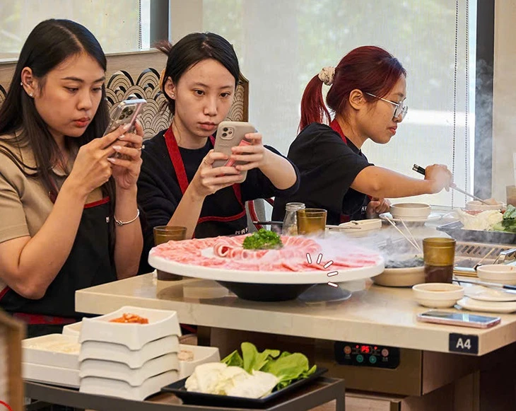 'Trùm lẩu nướng', chủ mới của The Coffee House, muốn lãi gấp đôi năm nay