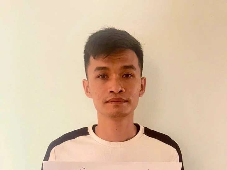 Công an mời thanh niên xăm trổ hành hung phụ nữ mang thai tại tiệm tạp hóa lên làm việc