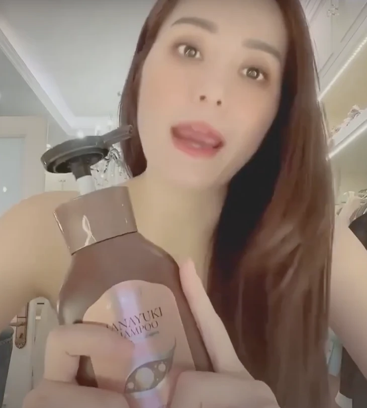 Thu hồi lô dầu gội công ty chồng Đoàn Di Băng đưa ra thị trường