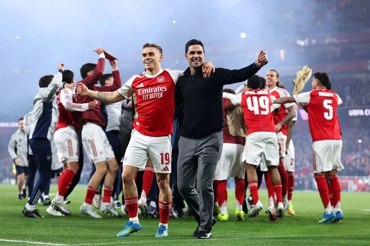 Kỷ nguyên mới trong tay Arsenal
