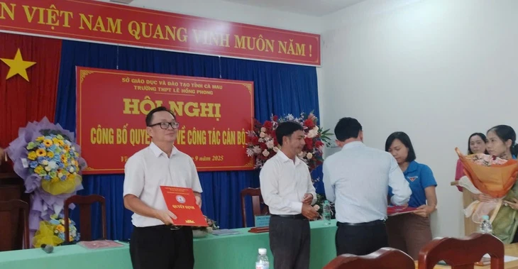 Điều chuyển hiệu trưởng bị tố thu chi sai quy định sang làm hiệu trưởng trường khác