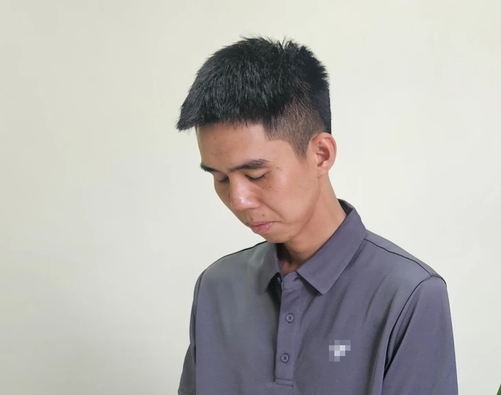 Người đàn ông giả cán bộ, nhận làm nhanh ‘sổ đỏ’ để lừa đảo