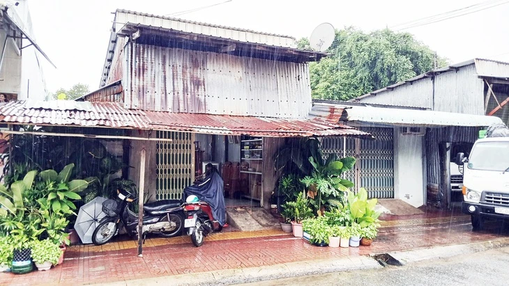 Những giáo viên đi 'chi viện' cho giáo dục rồi vướng vào... kiện tụng đất đai
