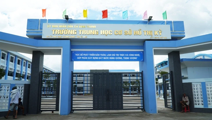 Kết quả kiểm tra vụ hiệu trưởng ký cho vợ thuê căng tin và lập quỹ trái quy định 2,9 tỉ đồng