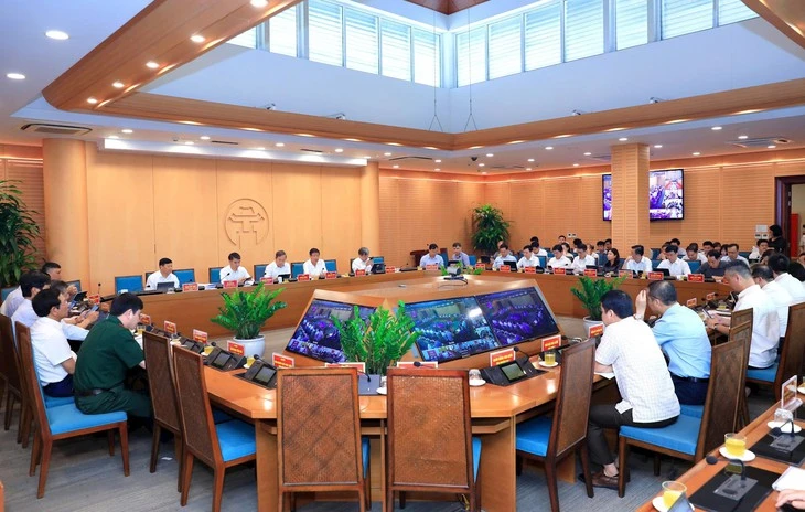 Chủ tịch Hà Nội: Không để người dân phải tạm cư kéo dài như một số dự án trước đây