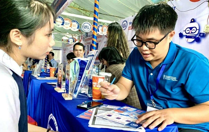 Trường đại học Kinh tế - Luật không quy đổi điểm của từng thí sinh về 1 thang điểm chung