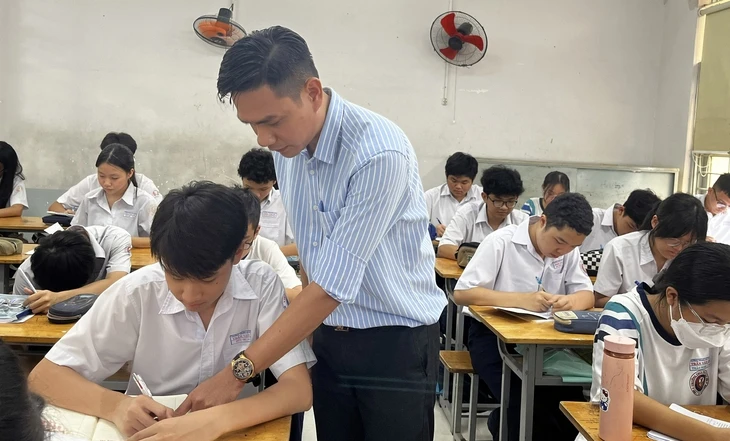 'Câu lạc bộ' ôn thi miễn phí cho học sinh thi vào lớp 10