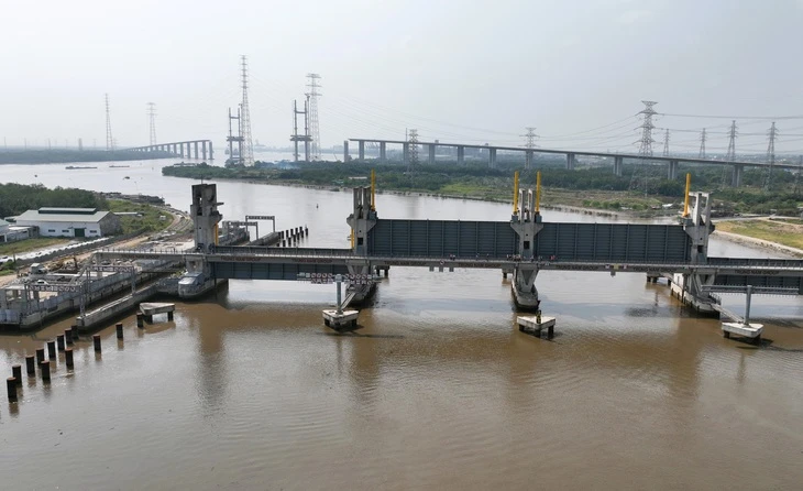 Bộ Tài chính có tờ trình về dự thảo Nghị quyết tháo gỡ khó khăn dự án ngăn triều 10.000 tỉ