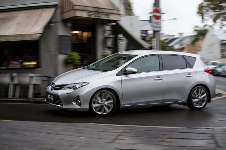 Toyota bị kiện vì hàng nghìn xe Corolla sơn trắng bong tróc dưới trời nắng