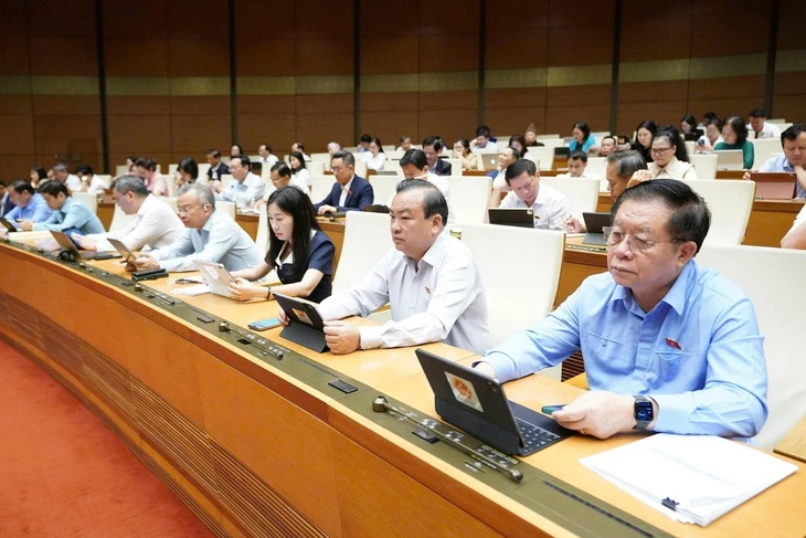 Tin tức sáng 23-10: Hôm nay Quốc hội thảo luận Luật Báo chí sửa đổi, Luật Dân số