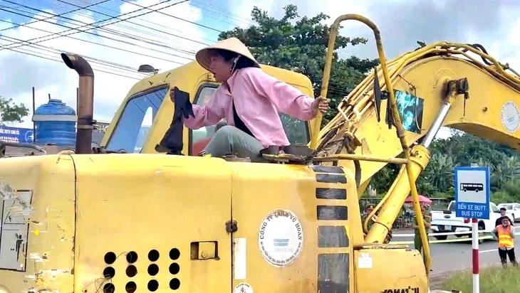 Tạm giữ người phụ nữ ngăn thi công dự án chỉnh trang đô thị ở Tây Ninh