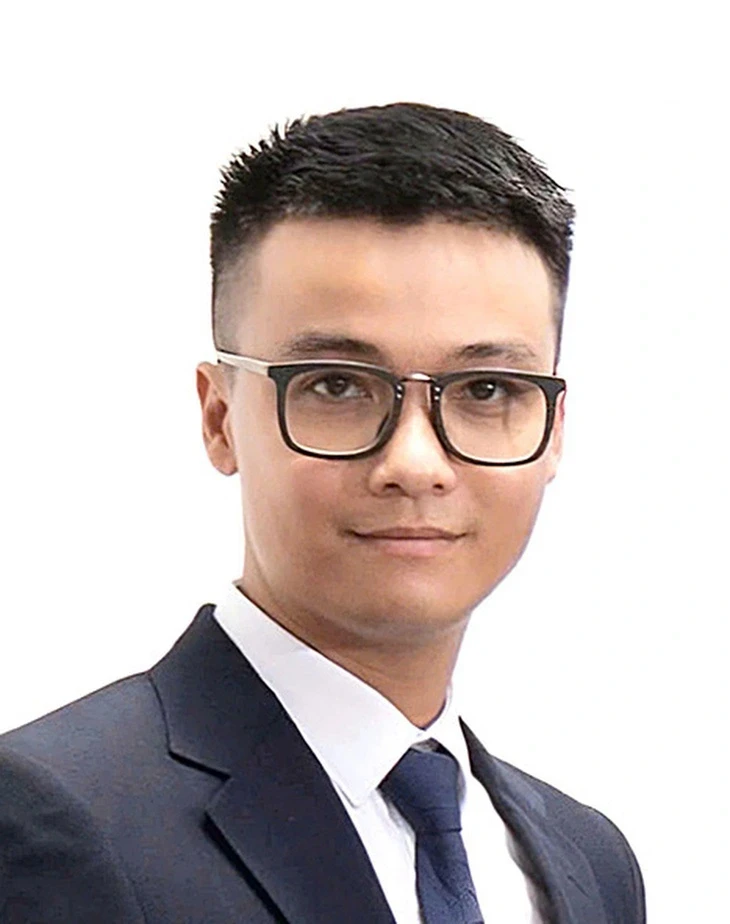 Ba là sĩ quan tại ngũ, vậy tôi có được gọi nhập ngũ không?