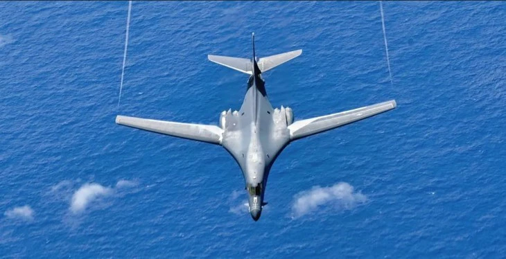 Rộ tin Mỹ điều máy bay ném bom B-1 đến gần Venezuela, ông Trump lên tiếng