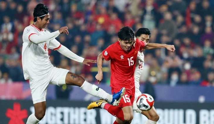 Trần Thành Trung bị loại, HLV Kim Sang Sik gọi Bùi Vĩ Hào lên U22 Việt Nam