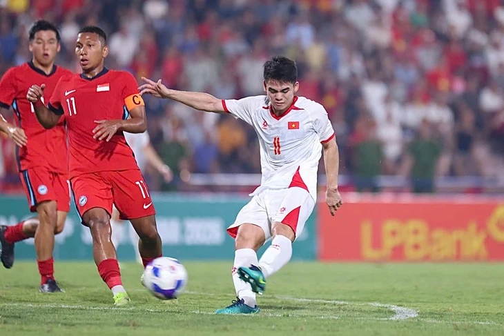 Người hâm mộ chê nhiều hơn khen U23 Việt Nam