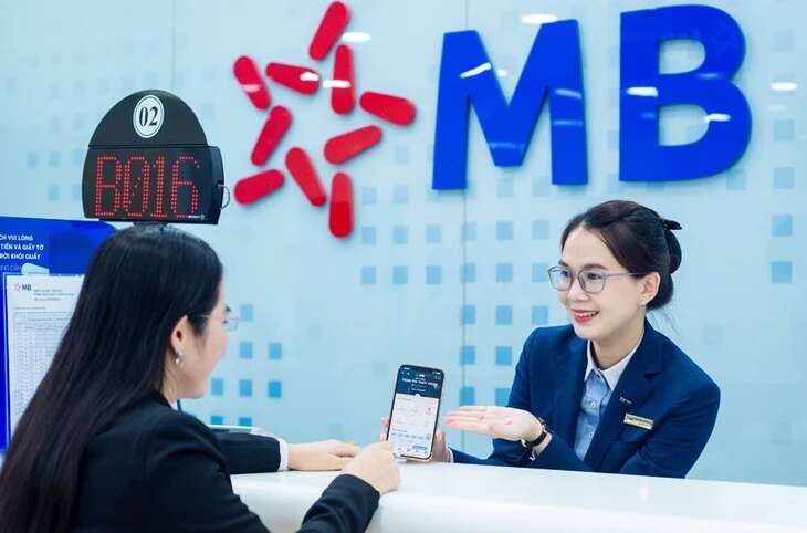 Manulife Việt Nam nắm gần 62 triệu cổ phiếu MBBank