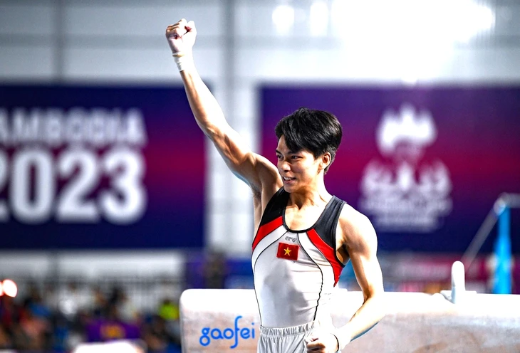 Đặng Ngọc Xuân Thiện giành huy chương vàng cúp thế giới thể dục dụng cụ