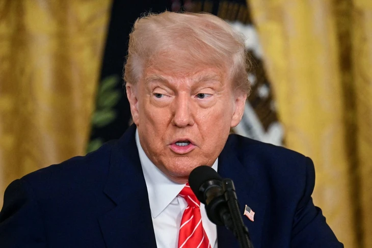 Ông Trump tuyên bố giữ mức thuế sàn 10% kể cả khi có thỏa thuận