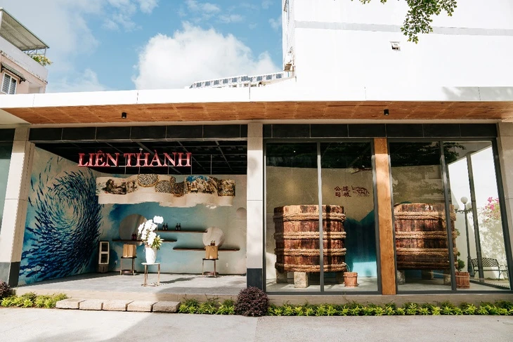 Nhà triển lãm Nước mắm Liên Thành giữa lòng thành phố