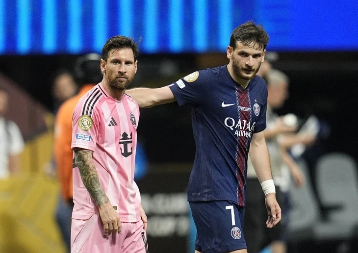 Messi bị chế giễu tàn bạo sau khi thua đậm PSG