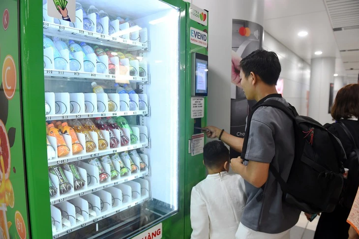 Mong sớm có cửa hàng tiện lợi, quầy hàng lưu niệm... ở nhà ga metro số 1 TP.HCM