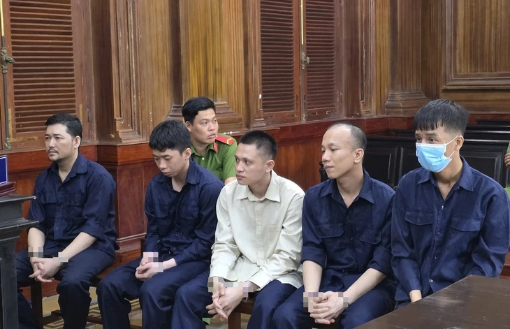 Cho khách đem ma túy vào quán karaoke sử dụng, cựu cán bộ Công an TP Thủ Đức bị phạt tù