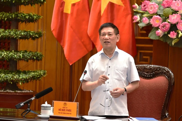 Chính phủ họp lấy ý kiến về mức giảm trừ gia cảnh, thuế thu nhập bán chứng khoán, bất động sản