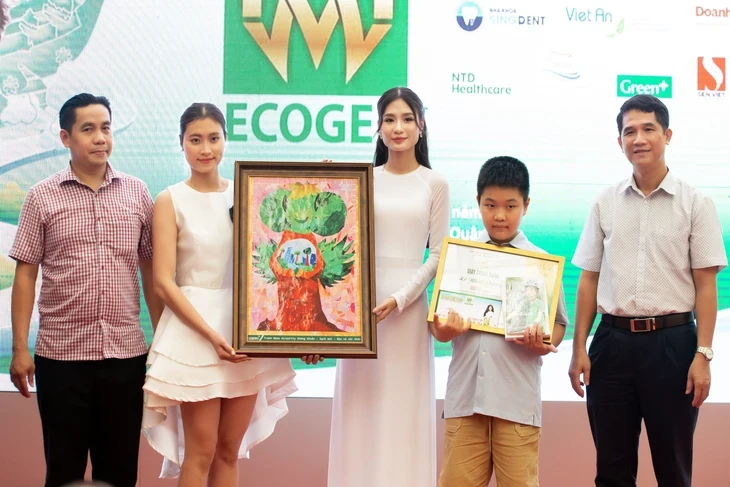 Sống xanh trong từng khoảnh khắc cùng Hoa hậu Nguyễn Thanh Hà