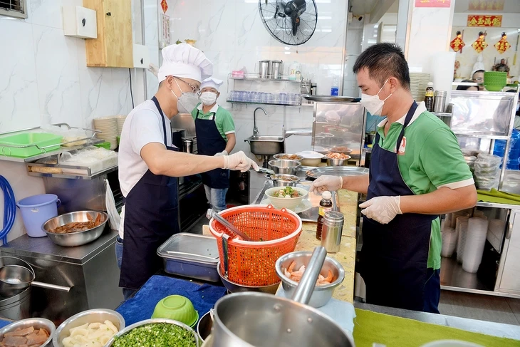 Hộ kinh doanh sắp chia tay thuế khoán: Từng bước thích ứng chính sách thuế mới