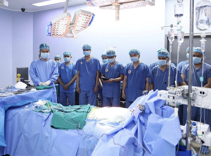 Sự sống hồi sinh trong ngày kỷ niệm 50 năm thống nhất đất nước