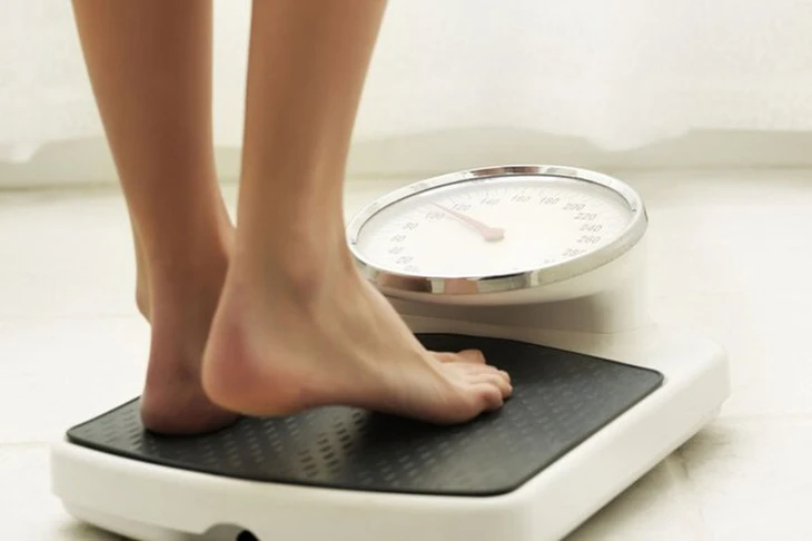 Bị chê thân hình không cân đối, thiếu nữ giảm cân đến nhập viện tâm thần